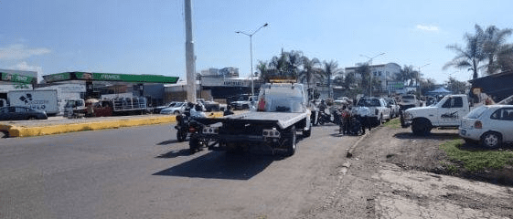 📰 Operativo “Salvando Vidas” busca fomentar el uso responsable de la motocicleta en La Barca&nbsp;🏍️