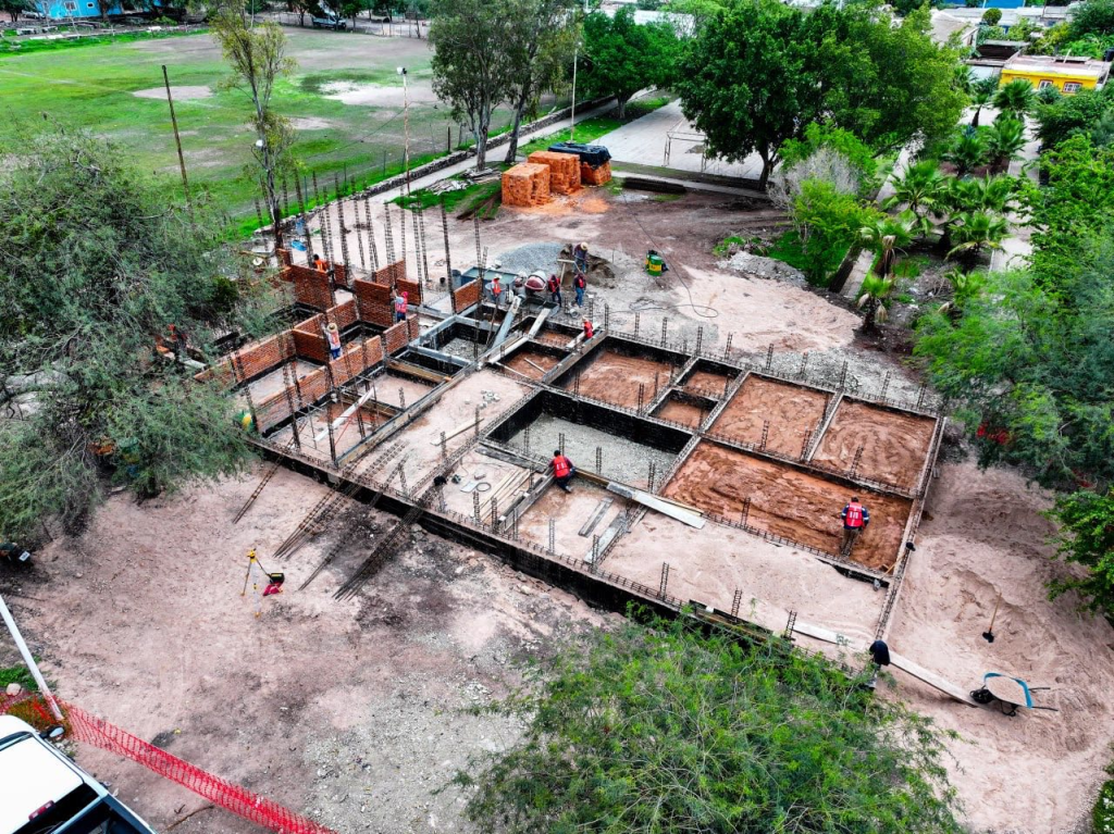 Supervisan avances del nuevo Centro de Salud en La Cofradía de la Luz,&nbsp;Cocula