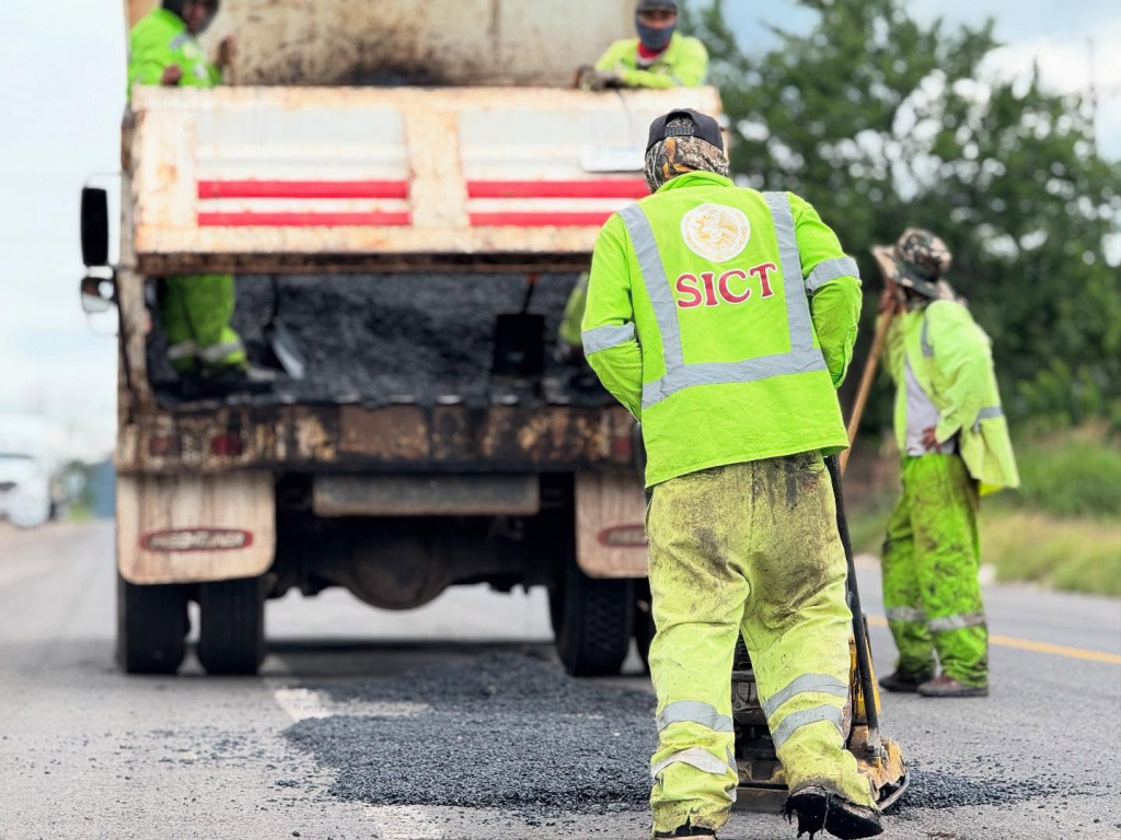 Rehabilitan tramo carretero en Milpillas como parte de los trabajos de bacheo de la&nbsp;SCT