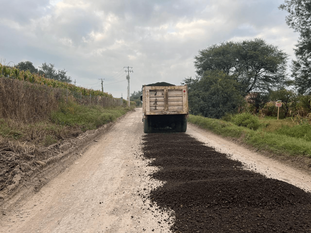 🚧 Avanza el mantenimiento en la ruta alterna Loreto–San&nbsp;Ramón