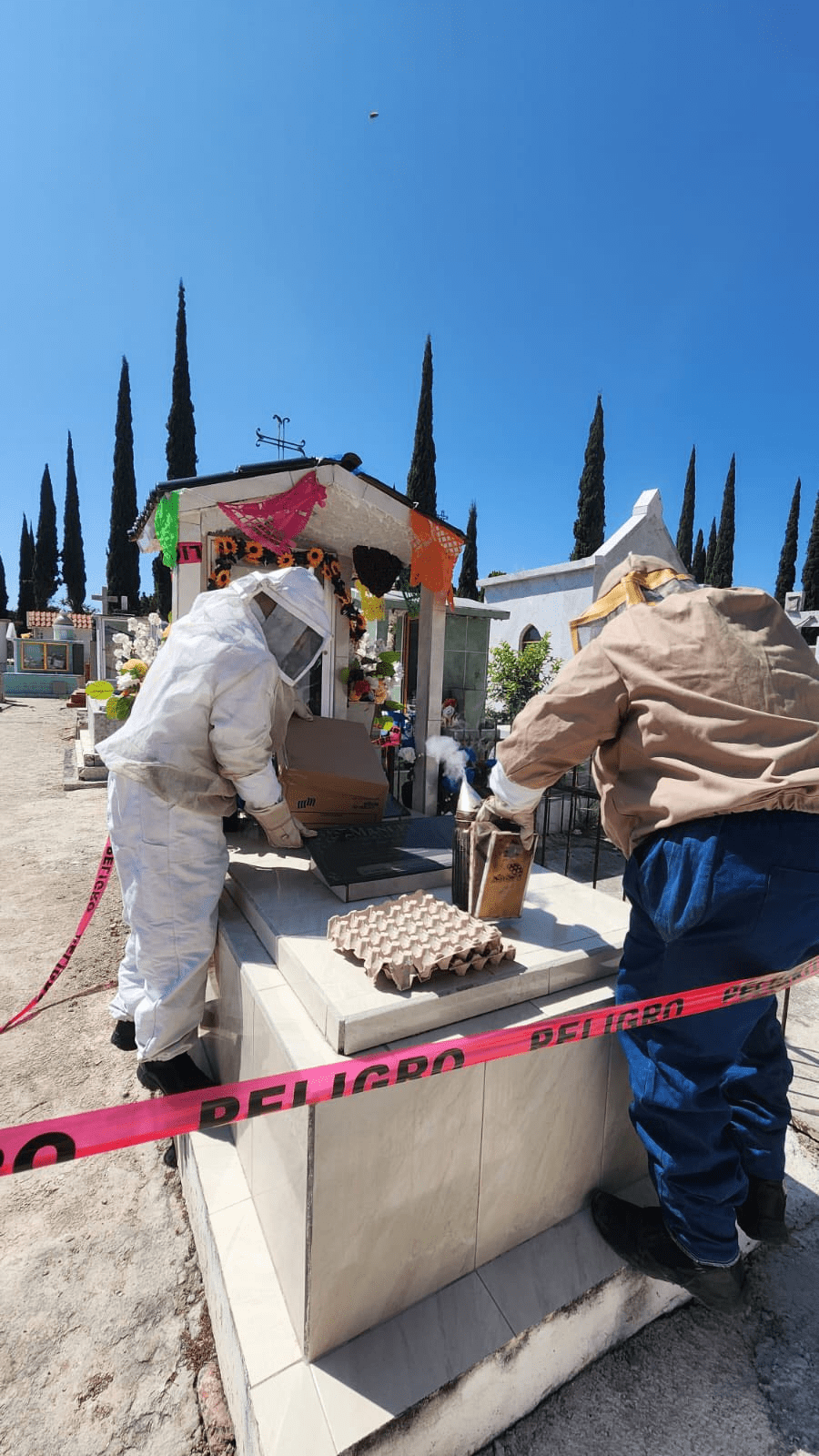🚒 Protección Civil y Bomberos La Barca realiza labores preventivas en el Panteón Municipal durante festividades de Día de&nbsp;Muertos