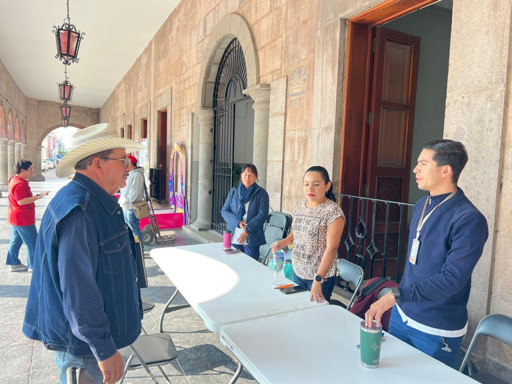 La Barca impulsa la salud con jornada de vacunación contra la influenza&nbsp;💉✨