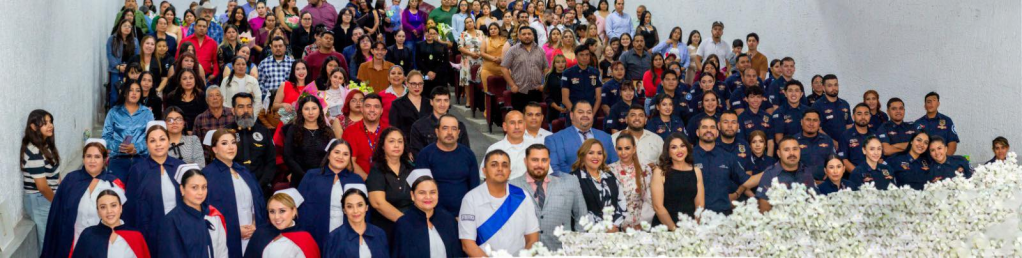 DIF La Barca respalda la graduación de la cuarta generación de paramédicos del Cecidem