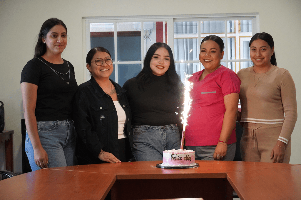 Gobierno de Jamay reconoce a enfermeras del Dispensario Municipal en su&nbsp;día