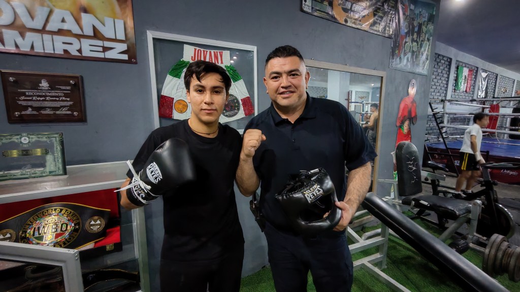 Impulsan el talento deportivo local con entrega de equipo de&nbsp;boxeo