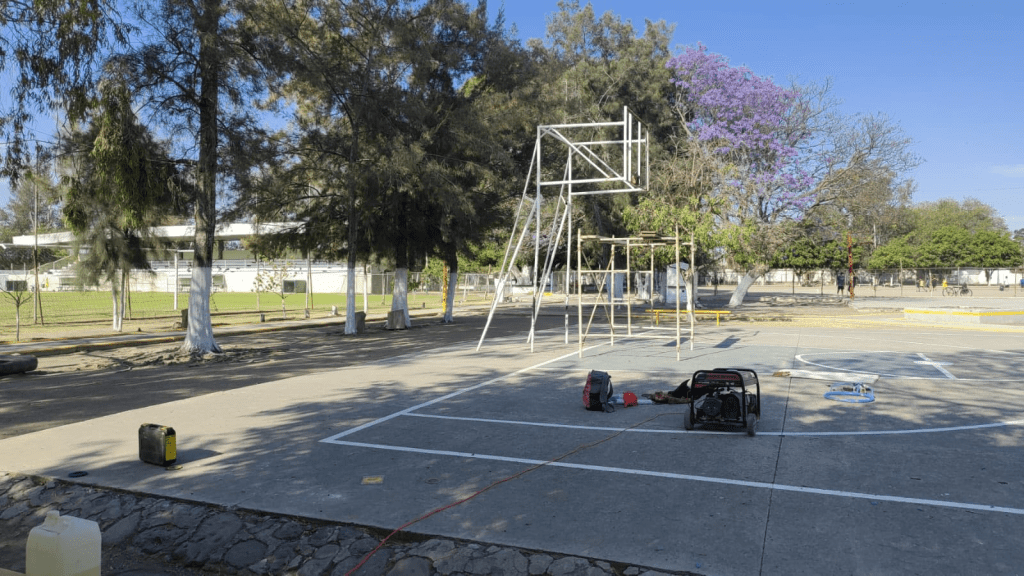 Gobierno Municipal de La Barca rehabilita canchas de&nbsp;básquetbol