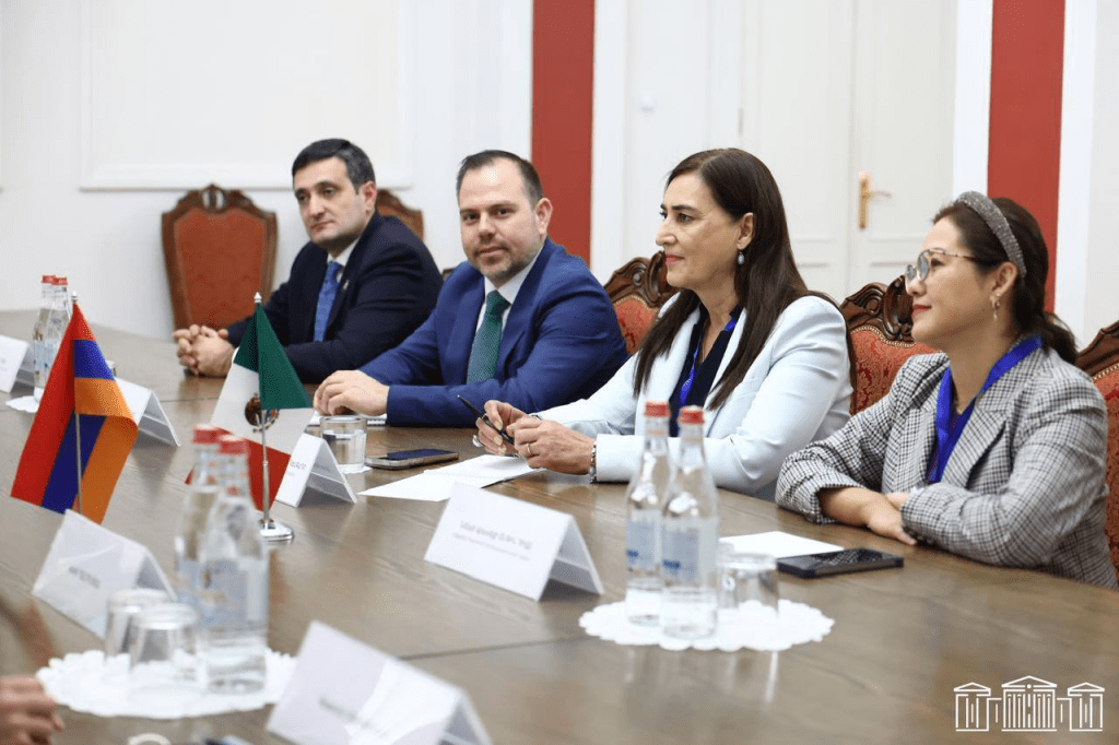 Reunión de cooperación&nbsp;México–Armenia